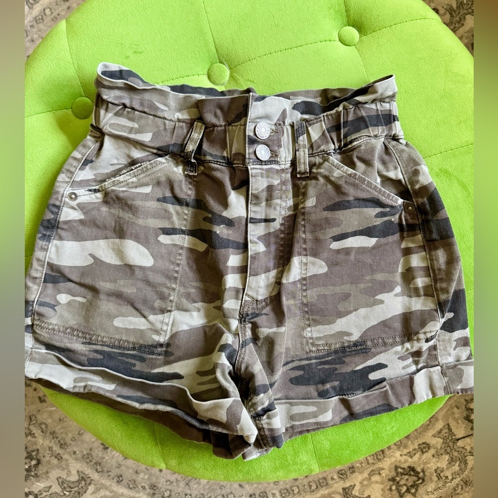 Express shorts